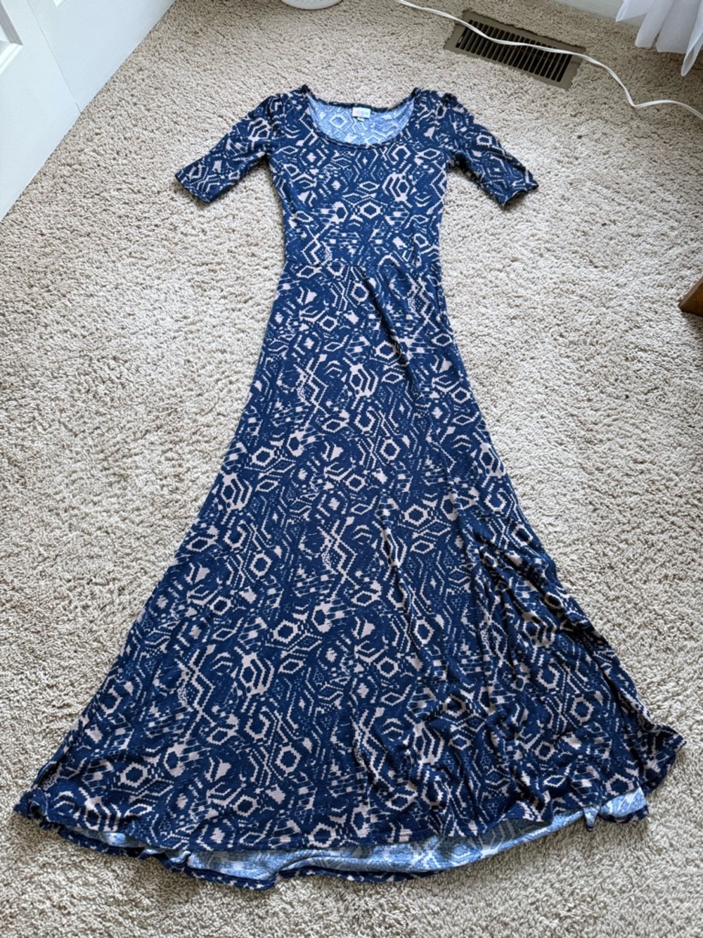 LuLaRoe Navy and Cream Long Sleeve Dress